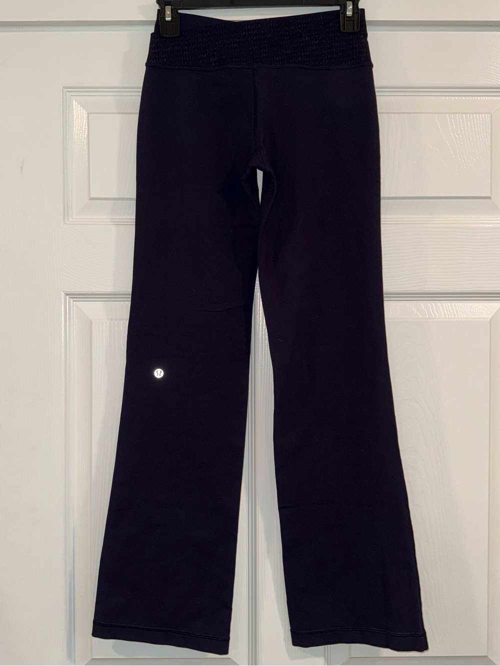 Lululemon Astro Pants Low Rise Cross Waist Y2K Flare Yoga Pants in Luon - Picture 6 of 8